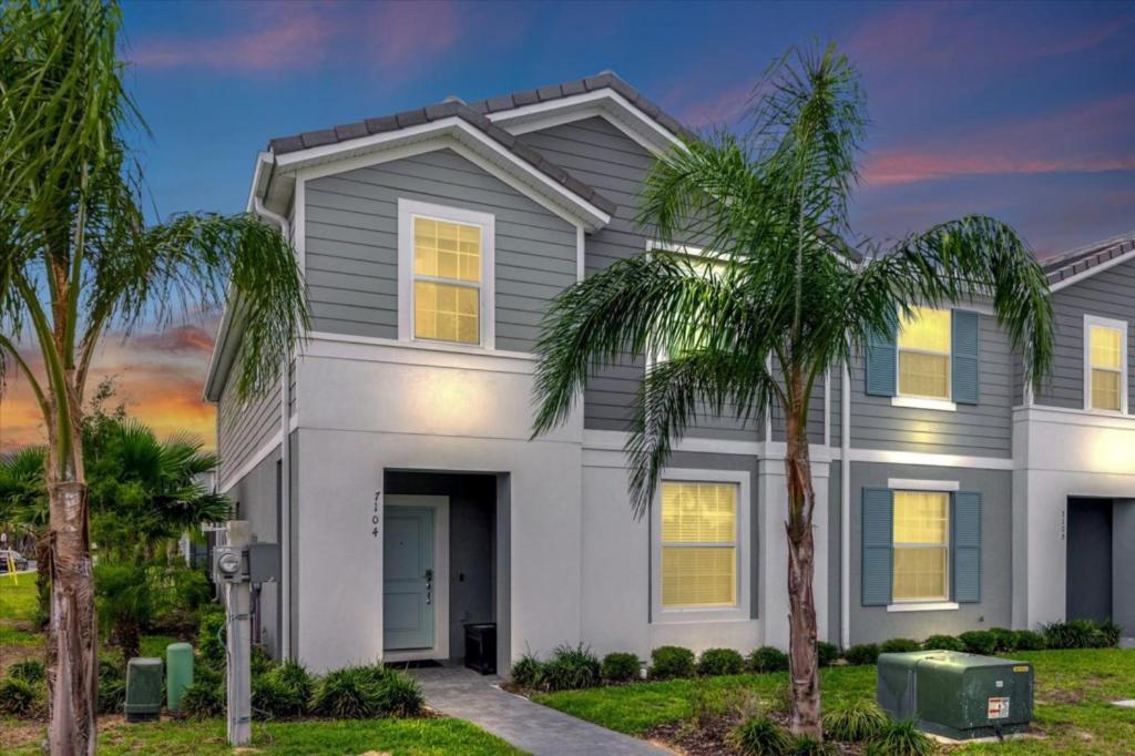 5 Bedrooms- 5 Bathrooms- Solterra 7104 Ol Davenport Exterior foto